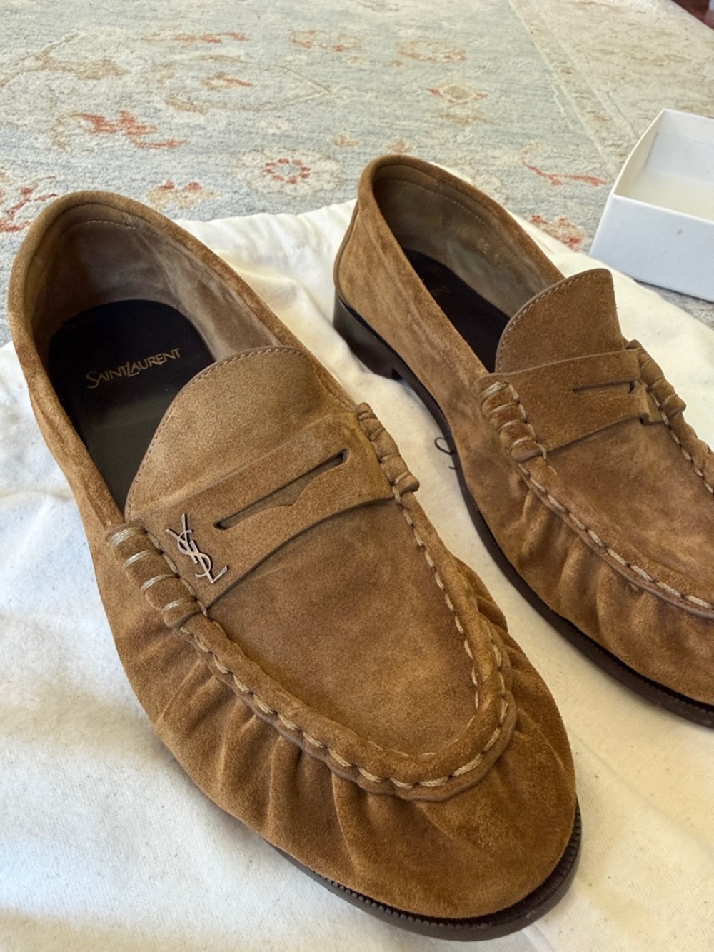 Saint Laurent Suede Le Loafers - Picture 6 of 11